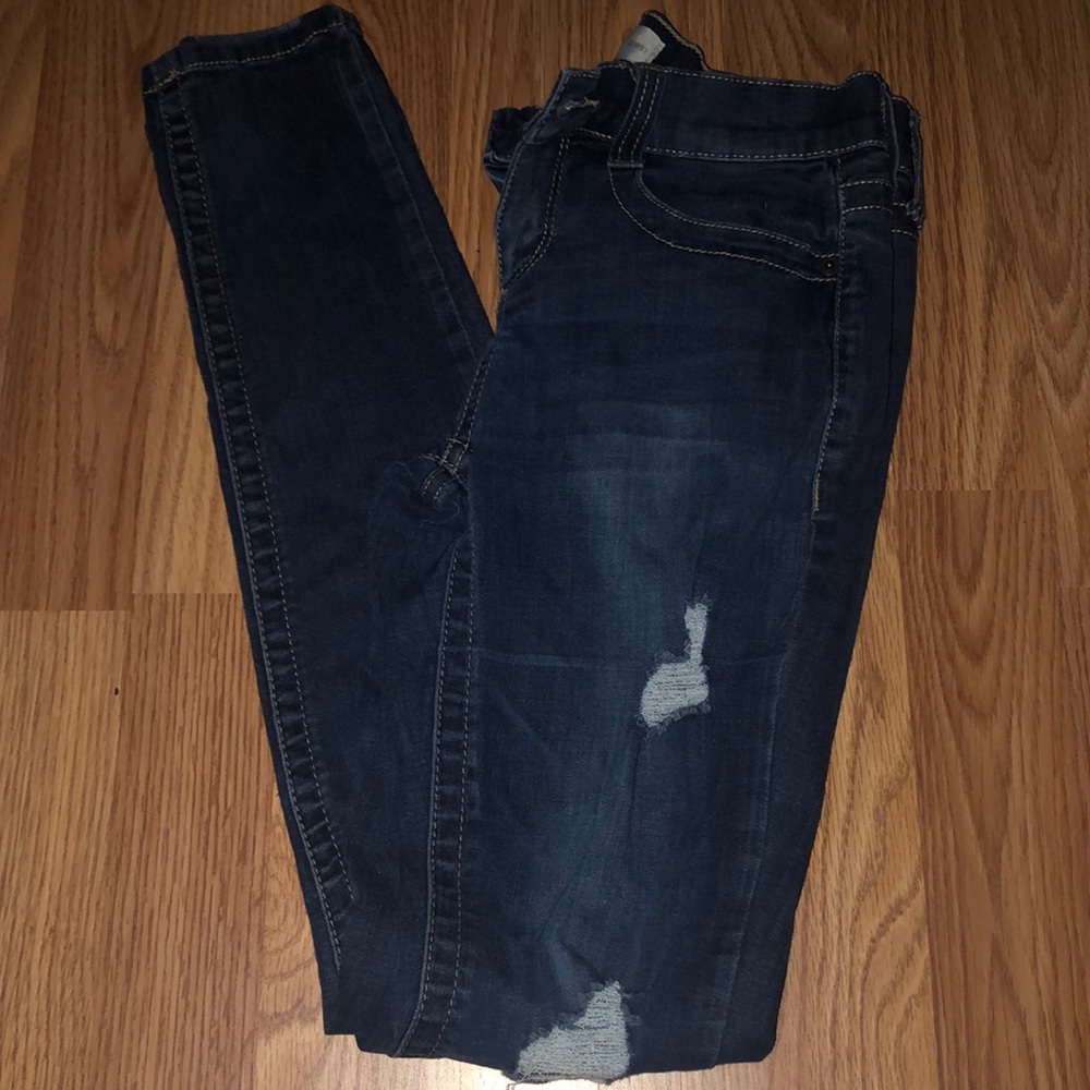 Mudd distressed jeans
